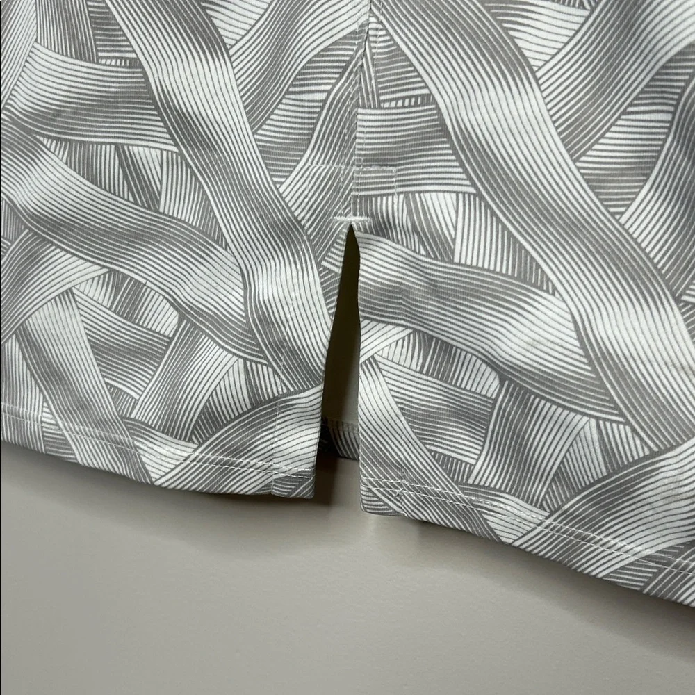 The North Face VaporWick Top - Picture 7 of 9